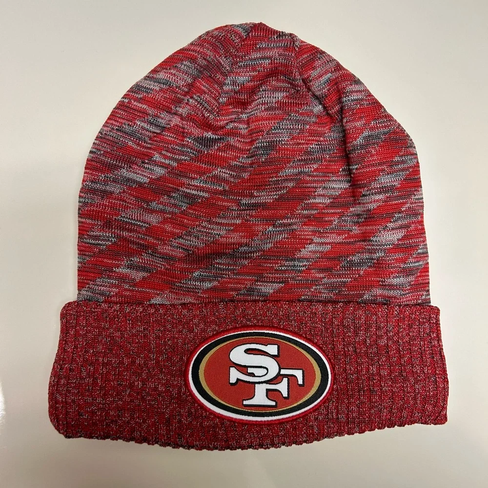 New Era NFL San Francisco 49er Football Lined Beanie / Hat NWOT‎